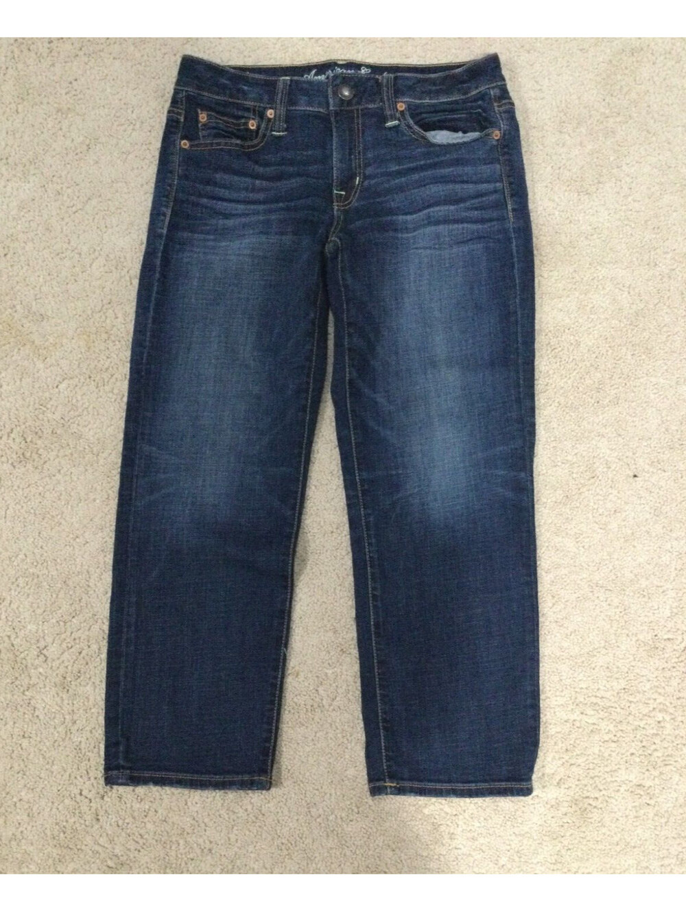 American Eagle Boy Crop Women's size 4 Dark Wash Blue Denim jeans